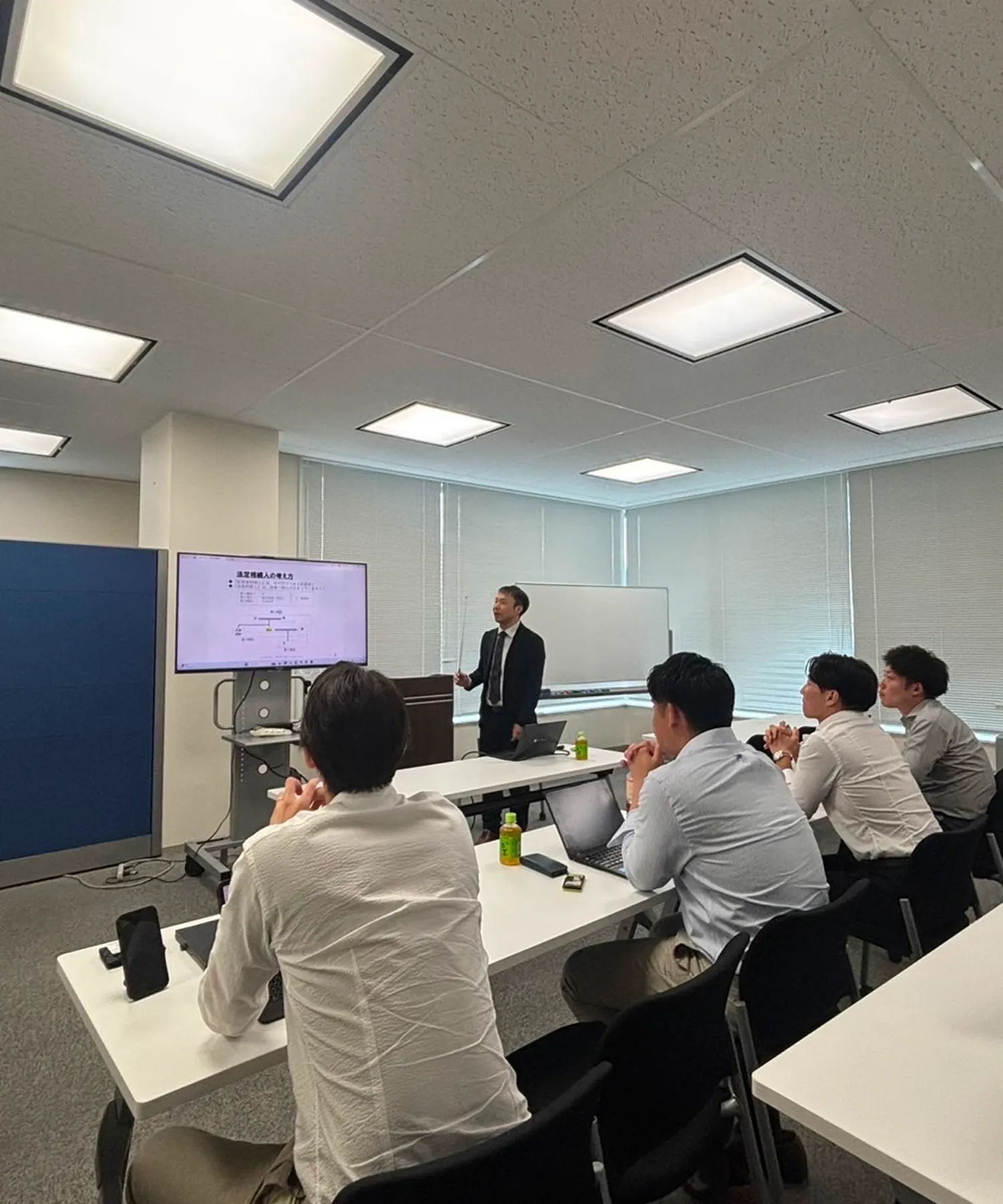 （例）ブログ見出しが入ります。